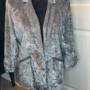 Elle Black and Gray Velvet Blazer with Oversized Silhouette